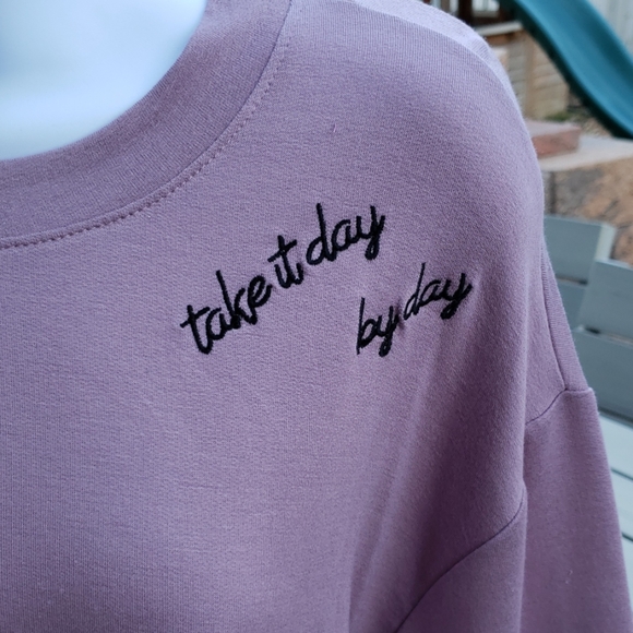 💜Soft Purple "Take It Day By Day" Top - Picture 5 of 7